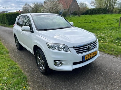 Toyota RAV4 2.2 D-4D-F 2WD X-Style NAP NL AUTO