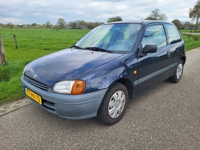 Toyota Starlet 1.3-16V (bj 1998)