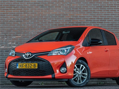 Toyota Yaris 1.3 VVT-i Orange Sport 5-deurs Airco, Camera, Cruise, LMV.