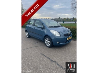 Toyota Yaris 1.3 VVTi Automaat