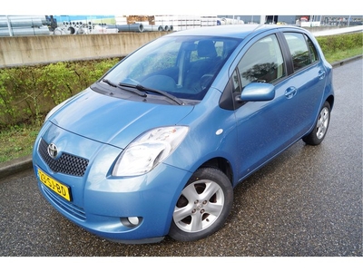 Toyota Yaris 1.3 VVTi Luna Clima Nwe koppeling!