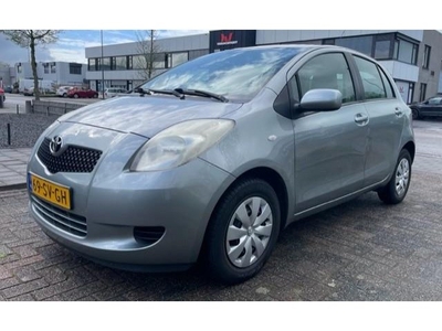 Toyota Yaris 1.3 VVTi Sol AIRCO