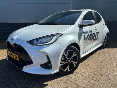 Toyota Yaris Hybrid 115 First Edition (bj 2024, automaat)