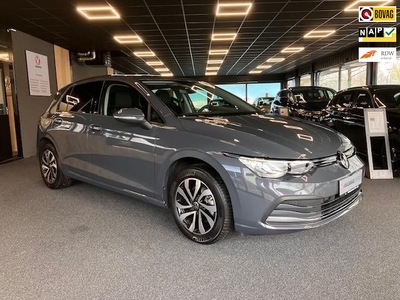 Volkswagen GOLF 1.0 eTSI HYBRID Stoel/stuur verw. Apple