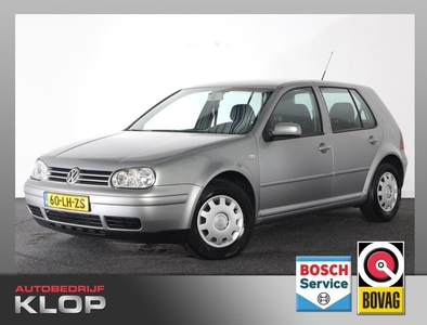 Volkswagen Golf 1.6-16V