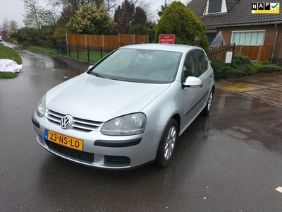 Volkswagen Golf 1.6 FSI Comfortline