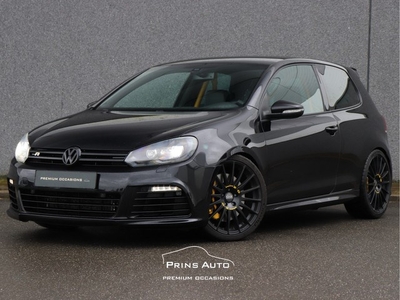 Volkswagen Golf 2.0 R 4Motion