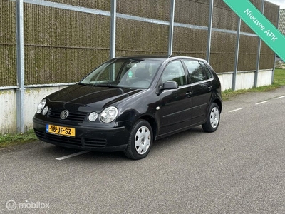 Volkswagen Polo 1.4-16V NAPNWEAPKAIRCOCRUISE