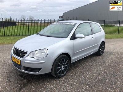 Volkswagen Polo 1.4-16V Optive Bj 2006 Airco 167000km NAP!!