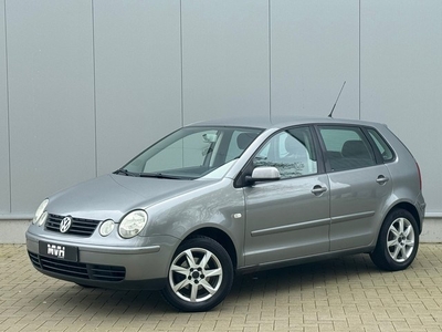 Volkswagen Polo 1.4-16V Turijn - Airco - Cruise Control -