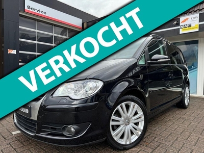 Volkswagen Touran 1.4 TSI Highline 7p. Navi Pano