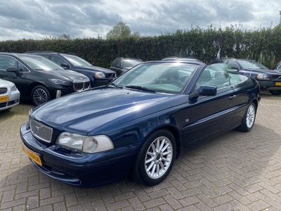 Volvo C70 Convertible 2.0 T Prestige Aut. NETTO €7.314,-