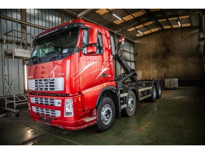 Volvo FH12.380-8X2- HIAB-170.000 KM (bj 2005, automaat)