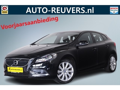 Volvo V40 2.0 T2 Momentum / Navigatie / Camera /