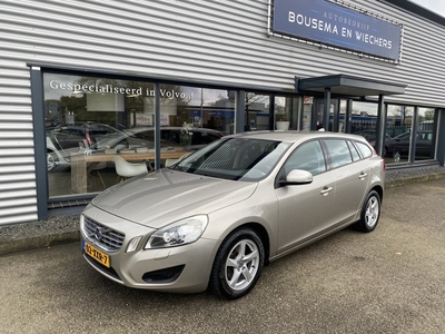 Volvo V60 1.6 D2 Kinetic Xenon+Automaat