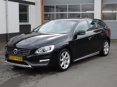 Volvo V60 1.6 T3 Momentum Automatische airco, navigatie