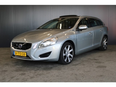 Volvo V60 2.4 D6 AWD Plug-In Hybrid Pure Limited