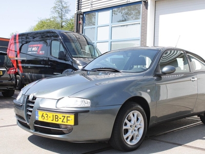 Alfa Romeo 147 1.6 T.Spark Veloce Distinctive / Airco / Elektrische ramen /