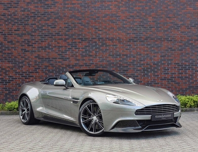 Aston Martin Vanquish Volante 6.0 V12 Touchtronic 2+2