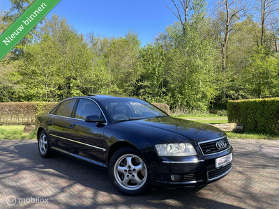 Audi A8 3.7 quattro Exclusive / Youngtimer / Leder /