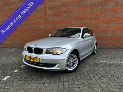 BMW 1-serie 118i EffDyn. Ed. Business NAP TREKHAAK CRUISE AC