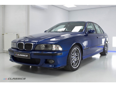 BMW 5-serie M5 E39 / 4.9i V8 400pk / Avus blauw / 100% orig.