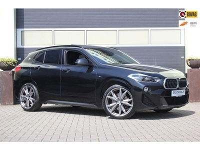 BMW X2 sDrive20i High Executive M Sport M Stoelen