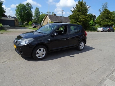 Dacia Sandero 1.2 Blackline (bj 2011)