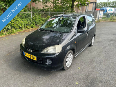 Daihatsu Young RV 1.3-16V XTi NETTE AUTO RIJD EN SCHAKELT GOED