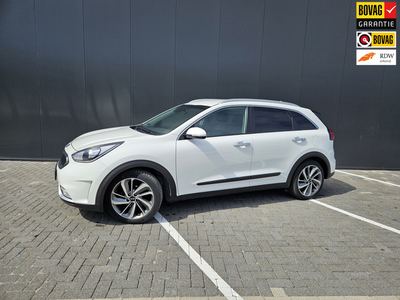 Kia Niro 1.6 GDi Hybrid DynamicLine Navigatie/ Cruisecontrol/ Rijklaar prijs