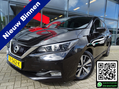 Nissan Leaf Acenta 40 kWh / €2.000,- SUBSIDIE! / NAVIGATIE / 360 CAMERA / VIERSEIZOENEN BANDEN