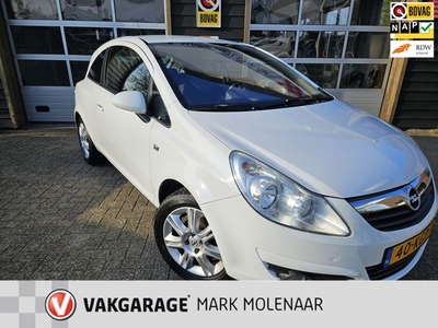 Opel Corsa 1.4-16V Cosmo