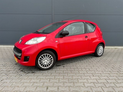 Peugeot 107 1.0-12V XR bouwjaar 2009 apk tot 01/2025