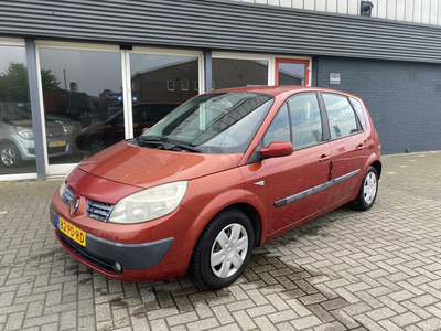 Renault Scenic 1.6-16V Dynamique Comfort