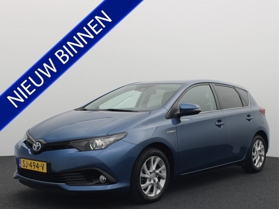 Toyota Auris 1.8 Hybrid Dynamic TREKHAAK / CAMERA / KEYLESS