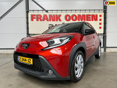 Toyota Aygo X 1.0 VVT-i S-CVT + Camera | LED | Cruise | Lane Assist | Stoelverwarming | Rijklaarprijs