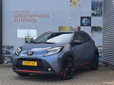 Toyota Aygo X 1.0 VVT-i S-CVT Undercover Edition Automaat | LUXE UITVOERING | STOELVERWARMING | NAVIGATIE |