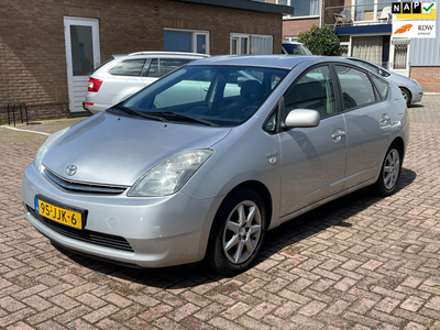 Toyota Prius 1.5 VVT-i