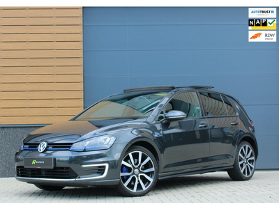 Volkswagen Golf 1.4 TSI GTE/PANO/KEYLES/FRONT ASSIST/NAP.