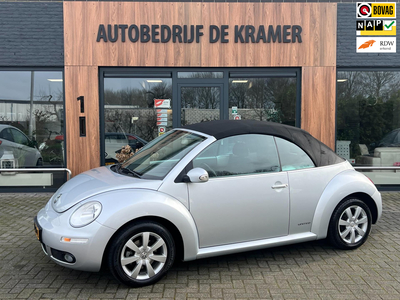 VOLKSWAGEN NEW BEETLE Cabriolet 1.6 Highline