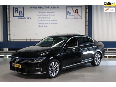 Volkswagen Passat 1.4 TSI GTE Connected Series Plus