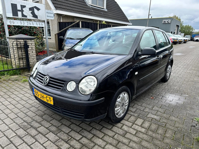 Volkswagen Polo 1.4-16V