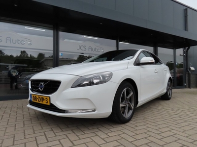 Volvo V 40 1.6 T3 Kinetic 150 Pk Ecc Navi Camera Trekhaak 2013