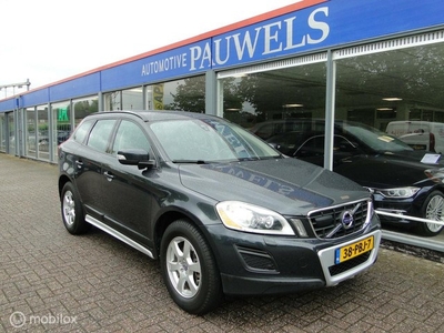 Volvo XC60 2.0T Kinetic, benzine, automaat, 2011, 242794 km