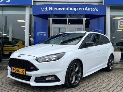 Ford Focus Benzine