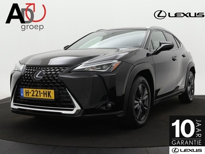 Lexus UX Benzine