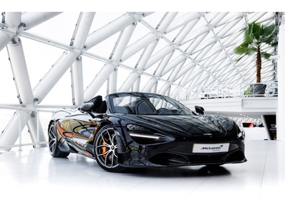 McLaren 720S Spider Benzine