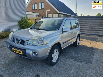 Nissan X-Trail Benzine