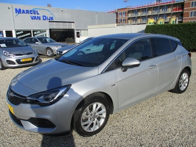 Opel Astra Benzine