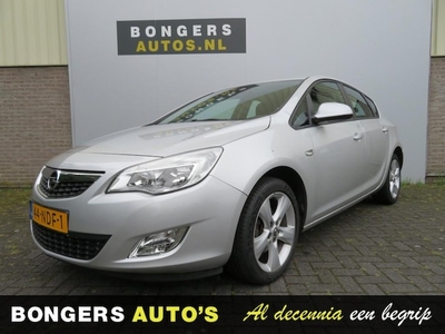 Opel Astra Benzine